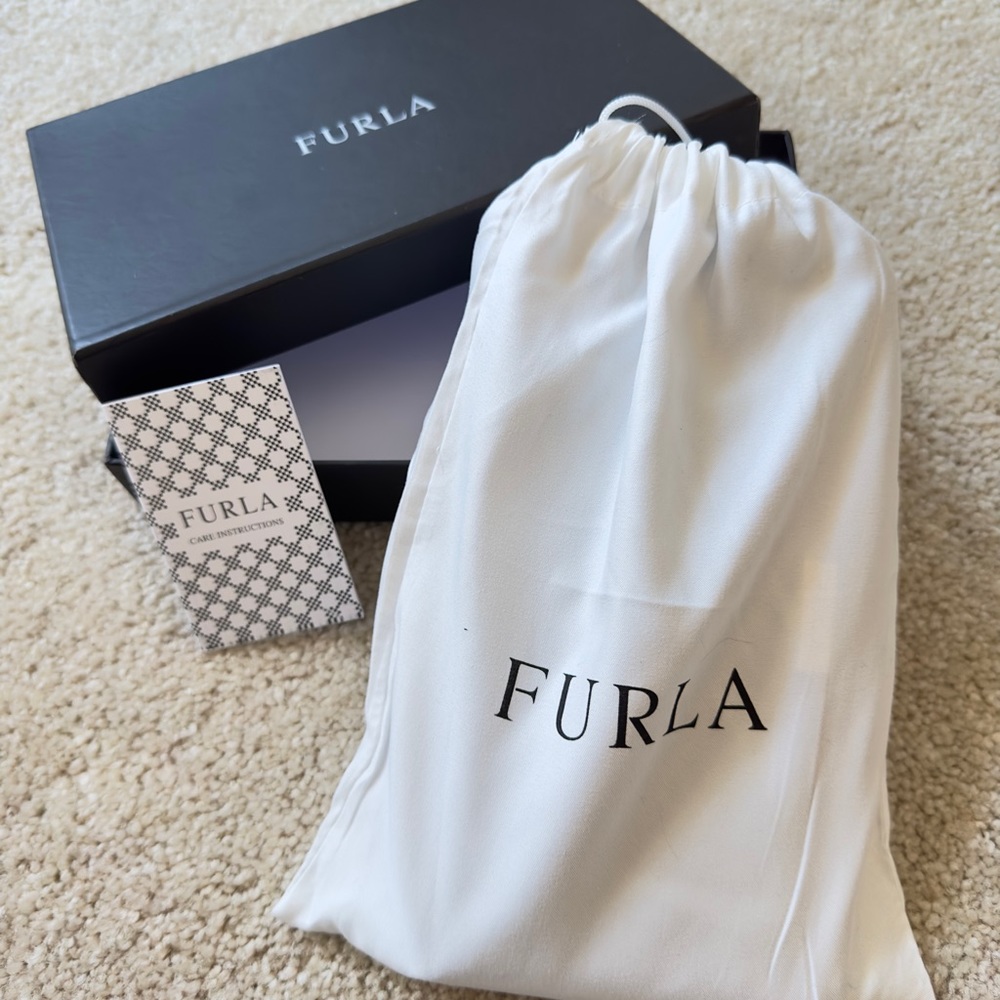 FURLA wallet